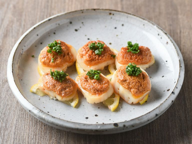 料理をイメージしながら選ぶ一点物の器