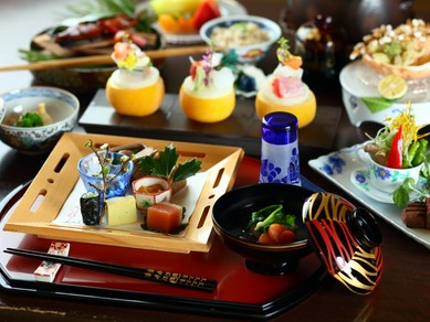 『クエ鍋』や『うなぎ鍋』など、鍋料理を堪能する事も