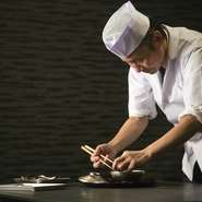 ブランドは、店でも料理でもありません。ブランドはお客様