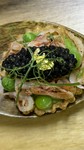アミューズ2皿、冷前菜、温前菜、スープ、お魚料理(活オマール海老)、グラニテ、お肉料理(シェフスペシャリテパイ包み焼き)、プチデザート、氷菓子、メインデザート、プチフール(化粧箱入り)
パン、珈琲、全14品～
