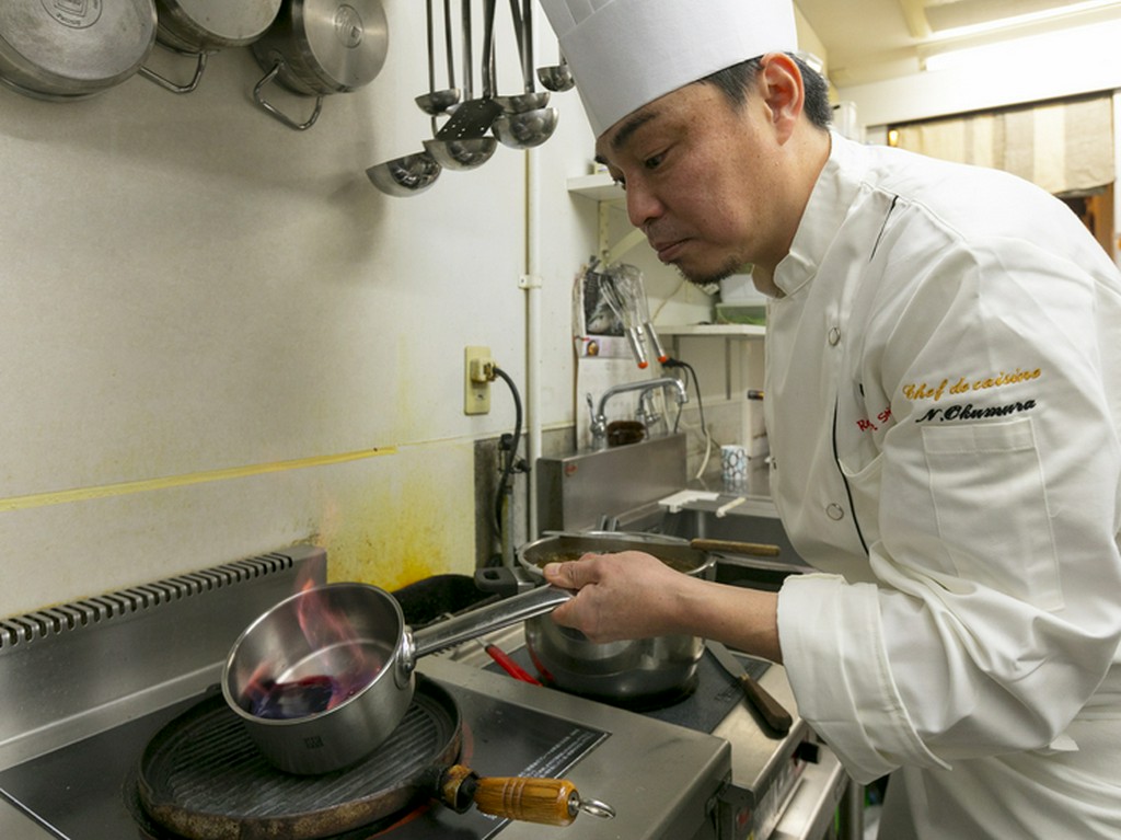 お客様を笑顔にする料理とゆったりと過ごせる空間を提供