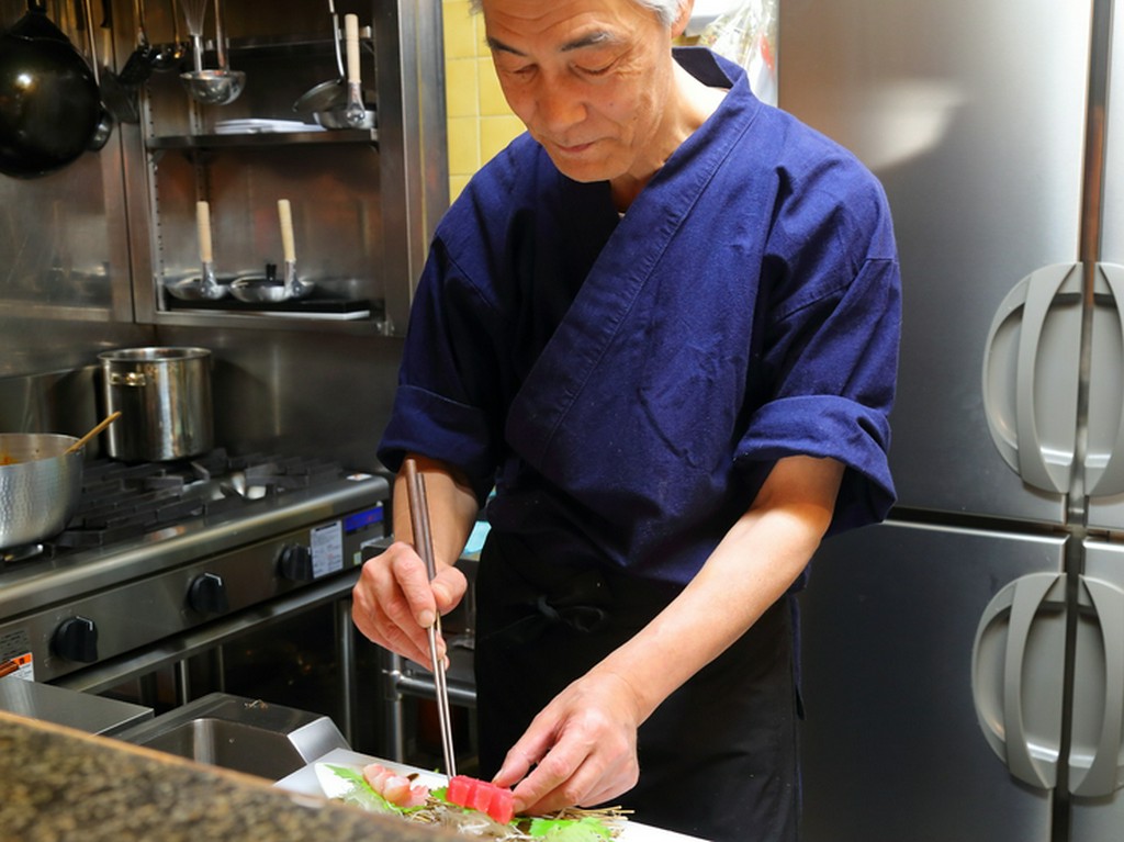 個人の店ならではの温かみのある雰囲気でおもてなし