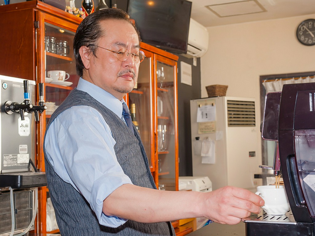 3種の豆をオリジナルブレンド。店主こだわりのブレンド珈琲