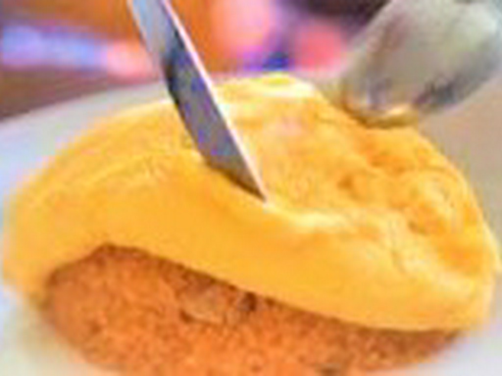 ふわふわ卵のオムライスは栗山産の卵を使用