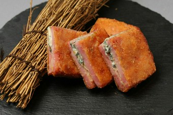 ゴルゴンゾーラハムカツ