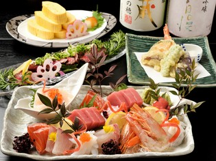 四季折々の旬魚や京野菜、三重の食材を京料理に集約