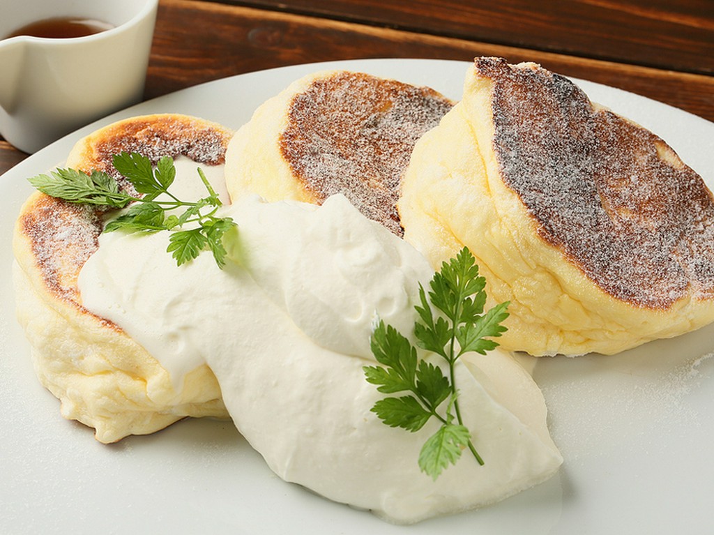 メレンゲのふわとろ食感が“美味しすぎる”新感覚の『パンケーキ（プレーン）』