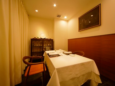 ビジネスシーンにも好評の隠れ家イタリアン