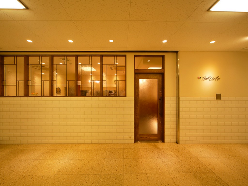 隠れ家的な雰囲気もあり、ゆったり食事を楽しめる