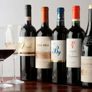 東銀座の歌舞伎座裏手に位置する【銀座肉バルバーグマン】。コスパの高いワインも充実し、仕事終わりのカジュアルな接待・会食などに最適です。