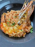 トマトソースで和えた世界最小のパスタを添えて。