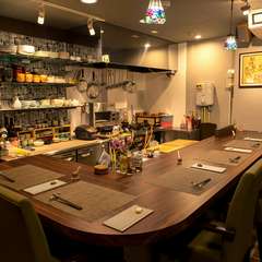 時間を気にせず、極上料理と至福の時間に没頭できる場所