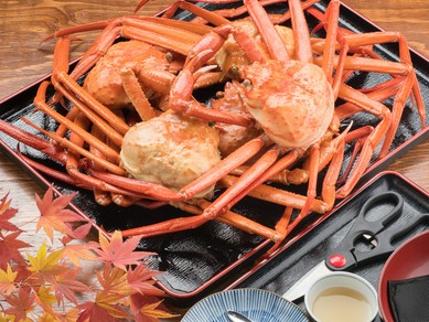 名物!『地物ベニズワイガニ食い放題』