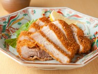 格別の旨みと食べやすさ。アボカドオイル入りの特別な餌を食べて育った『アボ豚のロースカツ』