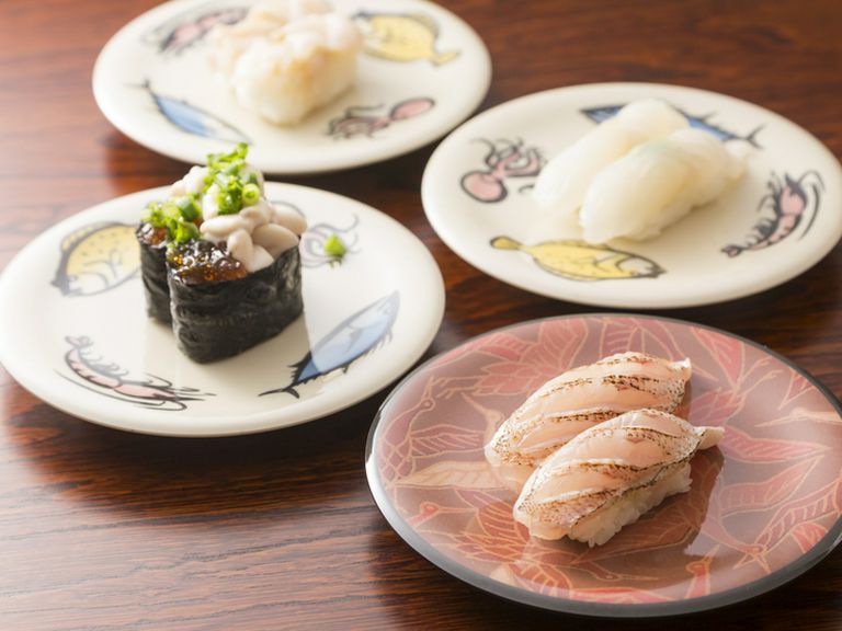 毎日6〜10品ほど入れ替わる『本日のおすすめ』で旬を味わう