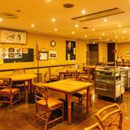 元町のシンボル的な百貨店「大丸神戸」内にあるのため、休日のショッピングデートで気軽に立ち寄ることができます。ちょっとだけお腹が空いたときは、『飲茶』でカフェのように過ごしてみては？