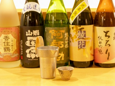 50種以上の日本酒を用意。山形県をはじめとした各地の美酒に酔う