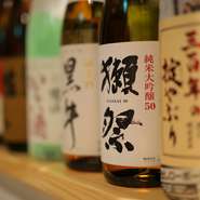 人気ブランドから、季節限定の日本酒まで幅広く用意。