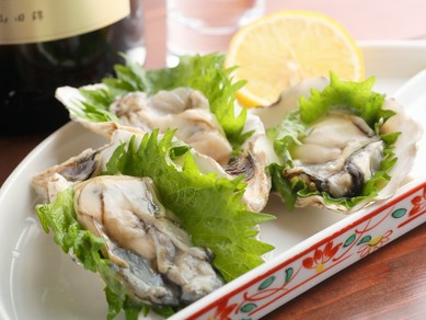心置きなく楽しむ生ならではの美味しさ『生牡蠣』