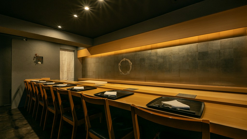 ゆったりとしたカウンター席は、二人の特等席に