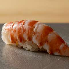 海老本来の甘みや旨みを存分に感じられる『車海老』