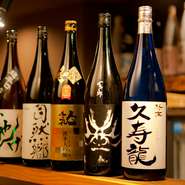 豊富なドリンクが揃い、とくに、すっきり系から辛口・どっしり系まで幅広い味わいが揃う日本酒が充実。焼酎も豊富な銘柄が集い、天麩羅によく合うシャンパン・白・赤・ロゼなど、ワインのラインナップも魅力的！