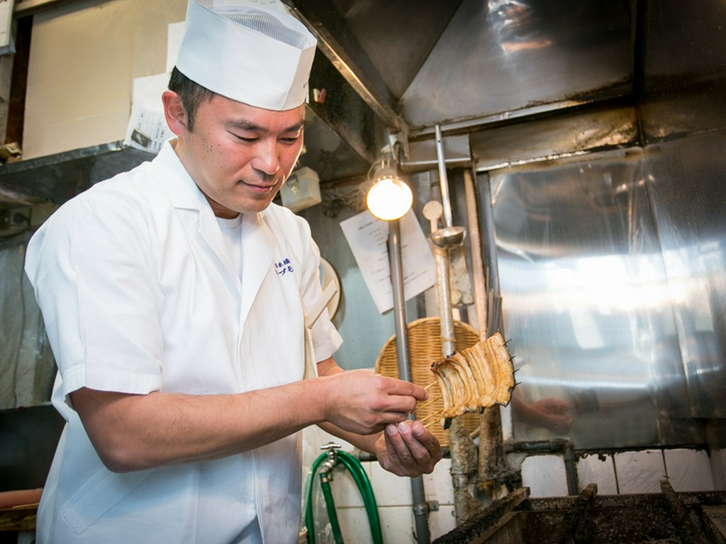 九州から取り寄せる【いづもや】の味に合う鰻へのこだわり
