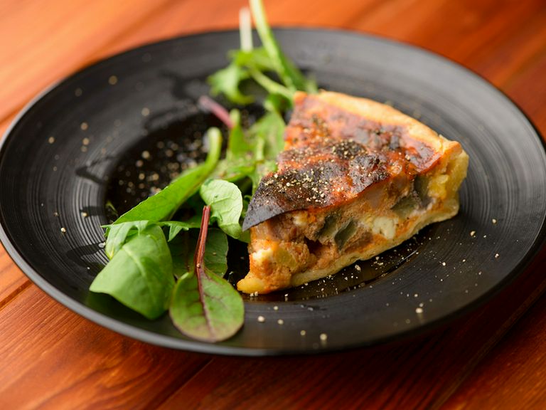 濃厚なソースとチーズの爽やかさを一度に堪能『キッシュ』