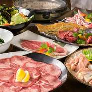 選りすぐりの肉料理がバリエーション豊富に揃ったコースメニューは、予算に合わせてつくってもらうことも可能。友人や同僚との飲み会、歓送迎会など様々なニーズに応えてくれます。