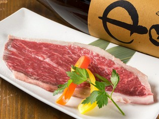 程よい弾力がありながら柔らかい『イチボ』をステーキ風に