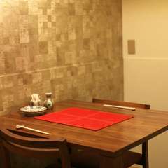 しっとりとした大人の時間を満喫できる、モダンな空間