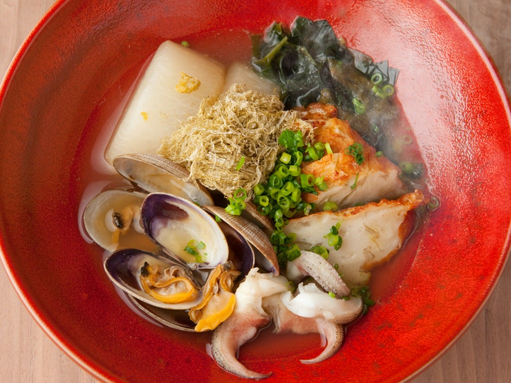 塩が旨みを際立たせる『魚介の塩おでん』