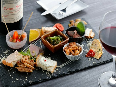 五感を刺激する、多彩な美味しさに心が躍る