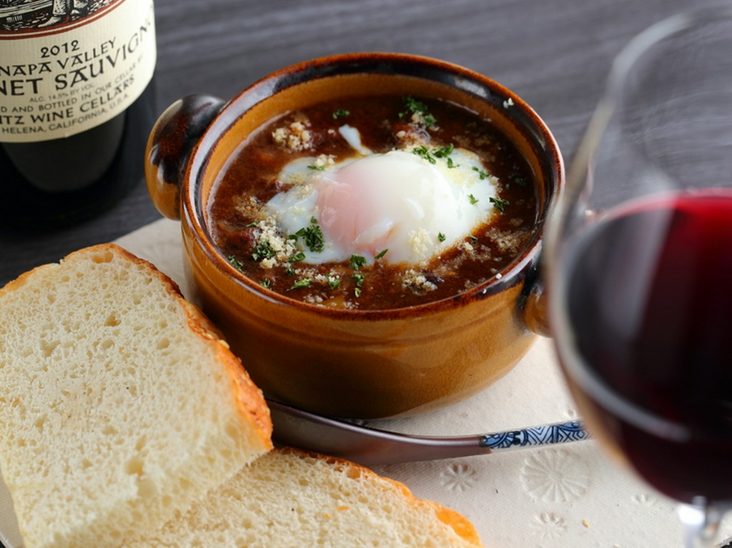 洋風どて煮　赤ワインとポルト酒仕立て