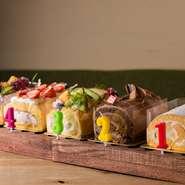 五種の中でも一番人気はやっぱりシンプルな、『ふわとろスフレロール』。しっとりとしたロールケーキに包まれた、たっぷりの甘さ控えめ生クリームとカスタードクリーム。口の中でふんわり無くなっていきます。