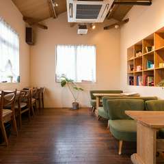 セルフで楽しむフルコース。食事もデザートも全てが本格的