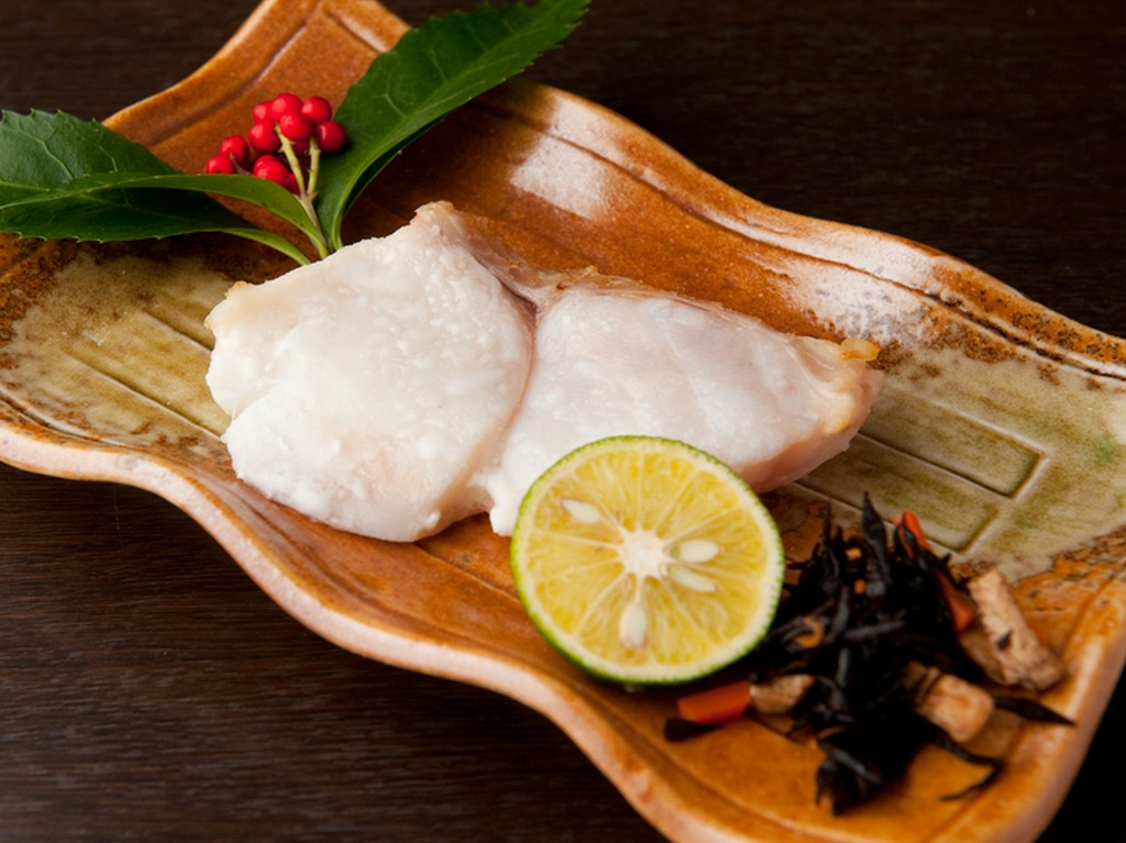 魚に合わせ、酒粕と味噌に漬ける時間も熟考した『旬魚　宝山酒造の吟醸酒粕味噌焼き』