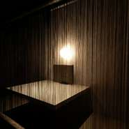 デートにぴったりの半個室カップルシート