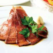 女性に人気のカクテルや、こぼれスパークリングなど、【KICHIRI 秋葉原】はおすすめのお酒を多数ご用意。コースには飲み放題もついているため、お酒を飲みたい時々でご利用頂けます。
