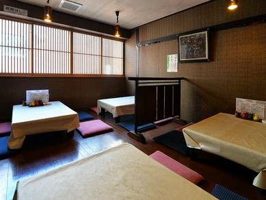 2階には大・中・小の落ち着く個室があり、中華宴会を楽しめる！