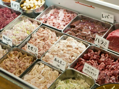 自分で選んで自分で焼く。そんな楽しみもある焼肉が食べられる