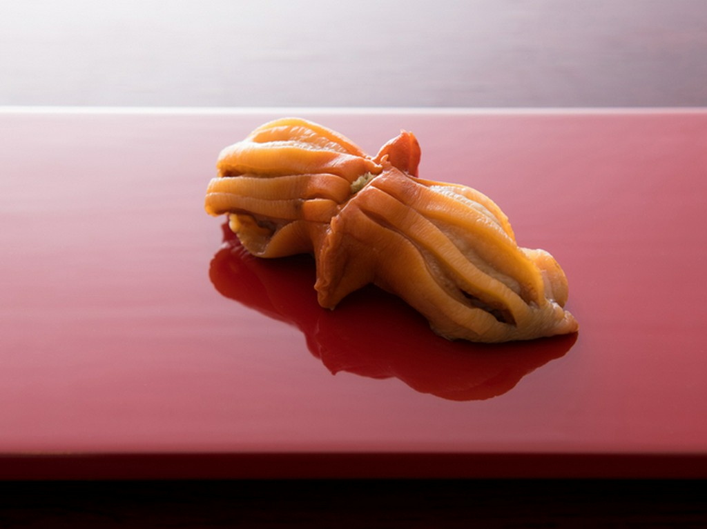 ぽってりと肉厚な身、濃厚な味わいが迫りくる豊前海の『赤貝』