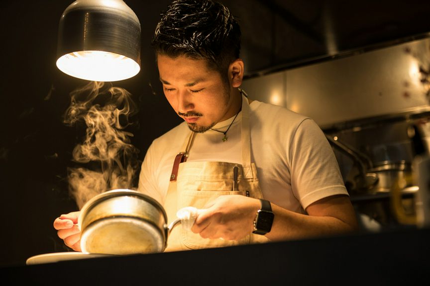 料理をより美味しく味わってもらうためのオープンキッチン