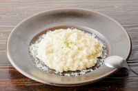（鶏は300g、豚・牛・合鴨・ラムは200g)