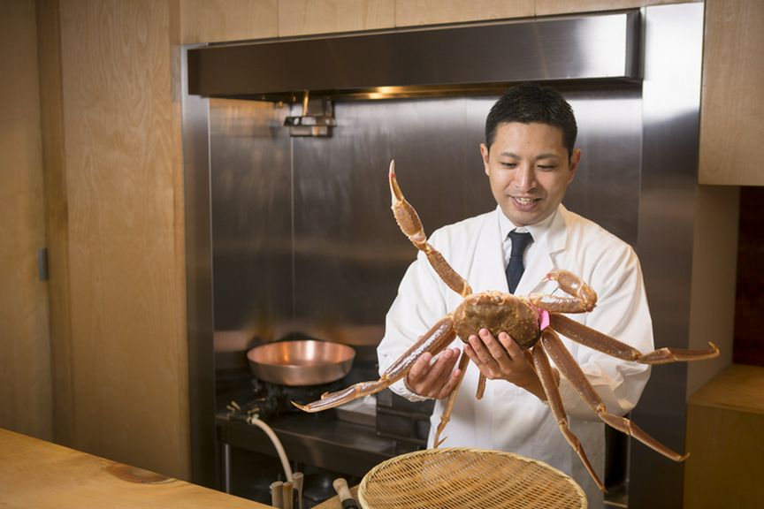 「テンポも味のうち」との思いから、料理提供のスピード感も重視