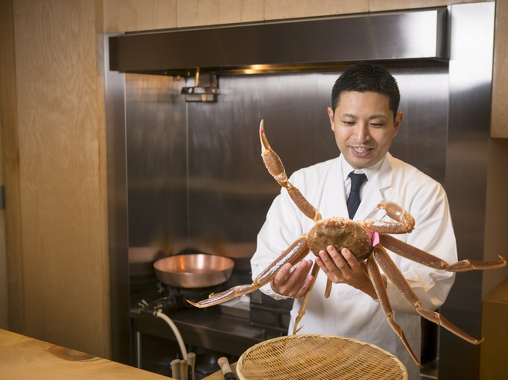 「テンポも味のうち」との思いから、料理提供のスピード感も重視