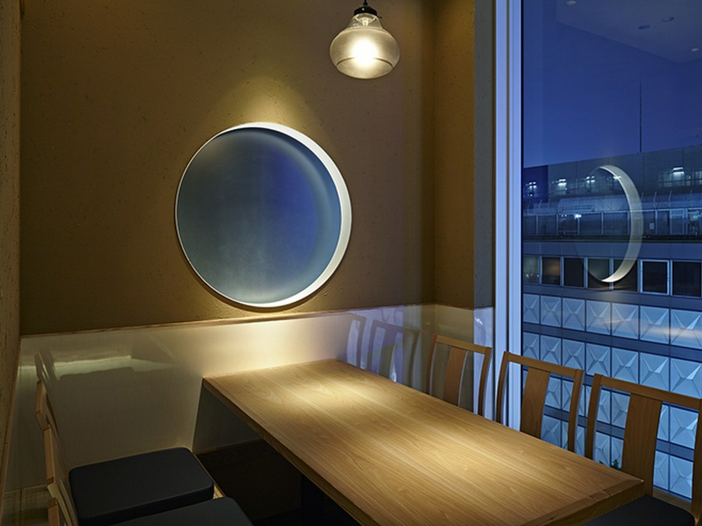 要予約。大人気！夜景の見える窓側個室