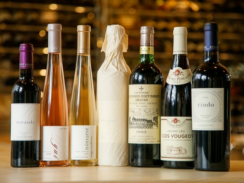 串揚げに合う、世界のワインを取り揃え