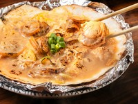 大きな貝殻を器にしてつくる、青森の郷土料理『ほたて貝焼きみそ』