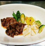 ~ワンプレート~
牛フィレ肉のグリル・お魚のグリル・季節の野菜のグリル添え
✳ご要望・ご予算承ります。